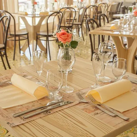 Szálloda Santa Lucia 3*